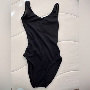 YUMIKO VERONIQUE LEOTARD